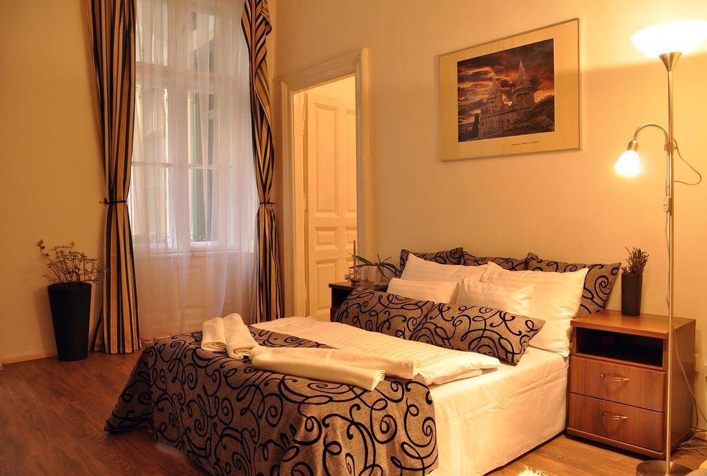 Green Terrace Apartment Budapest Værelse billede